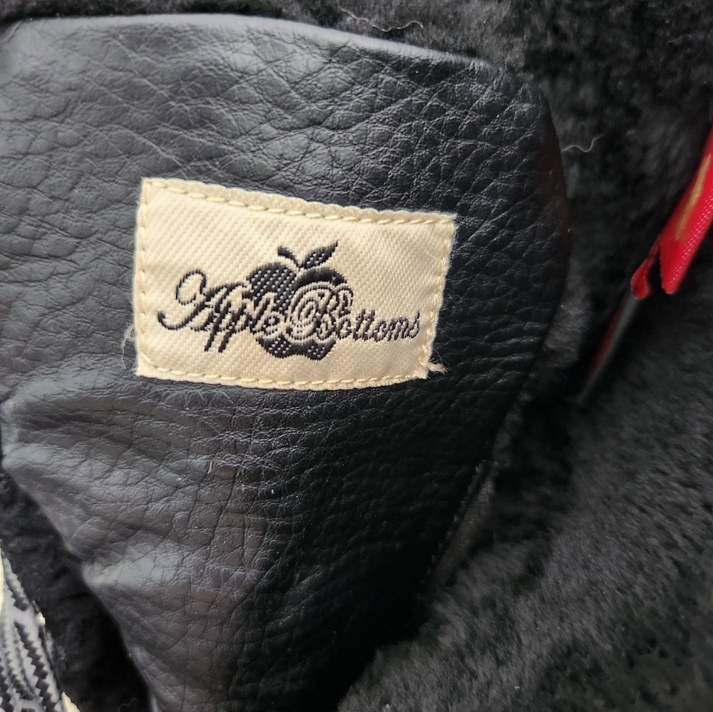 Apple Bottom Boots - image 7